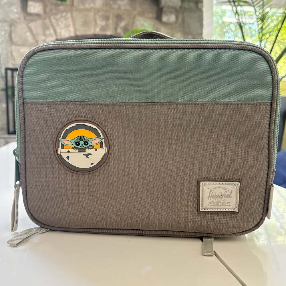 Herschel Supply Co. Star Wars Mandalorian Grogu Insulated Lunch Box